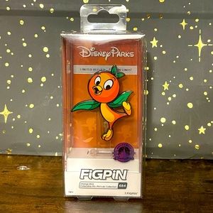 NWT/unopened- Disney Orange Bird FiGPin. Limited release #684.